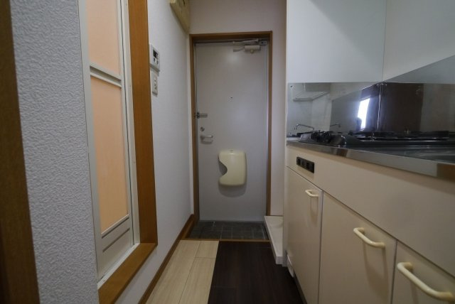 リテラ平尾イーストの玄関