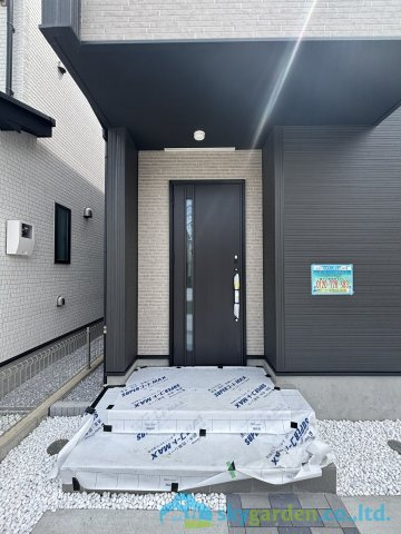 平塚市御殿4丁目15期　新築戸建　全5棟4号棟の玄関