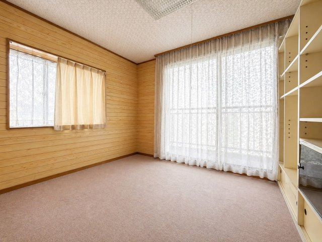 福生市大字福生　中古戸建の洋室