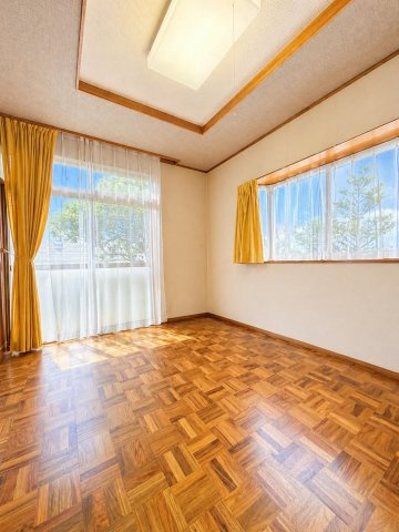 福生市大字福生　中古戸建の洋室