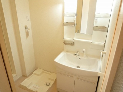 【洗面所】 | プライムタウンＢ | ゆったりとスペースのある洗面所