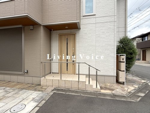 【仲介手数料０円】相模原市中央区横山3丁目　中古一戸建てのエントランス|【仲介手数料０円】相模原市中央区横山3丁目　中古一戸建て