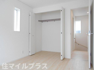 【洋室】 | 鏡石町境新築一戸建て4棟 | 個人の部屋や寝室として使える洋室です