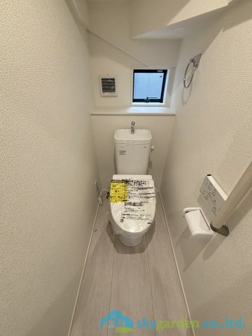 平塚市御殿4丁目15期　新築戸建　全5棟3号棟のトイレ