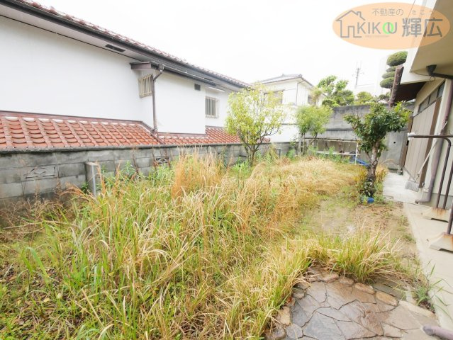 明石市大久保町高丘1丁目　中古戸建の庭