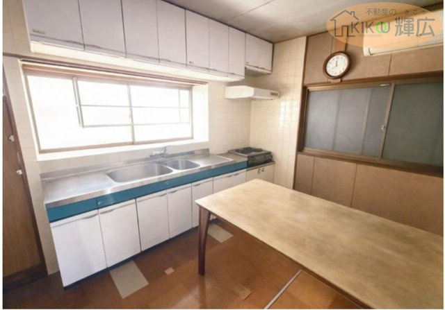 明石市大久保町高丘1丁目　中古戸建のキッチン