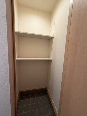 プレミアスの玄関