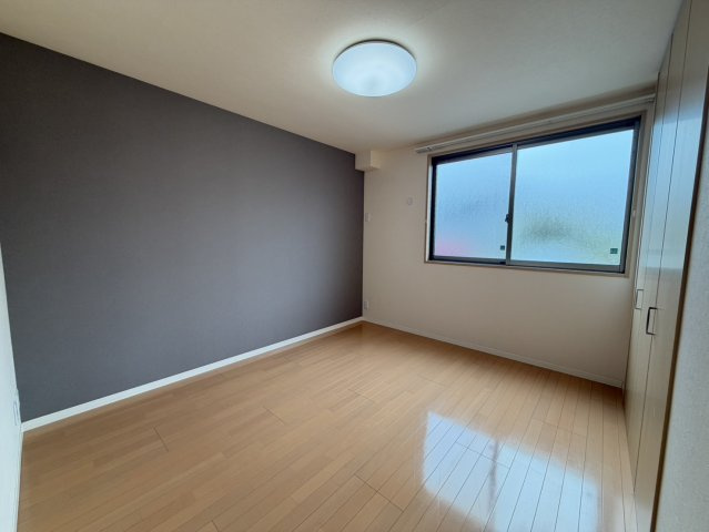 プレミアスの洋室