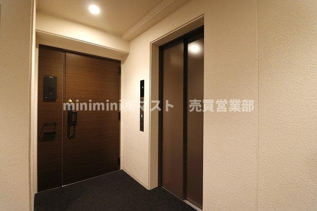 ソルティア大手前の玄関
