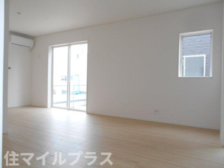 【居間・リビング】 | 鏡石町境新築一戸建て4棟 | リビングです