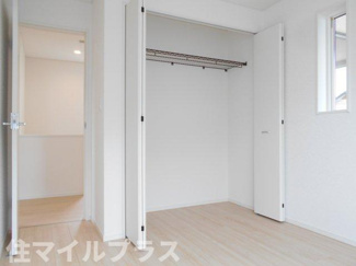 【洋室】 | 鏡石町境新築一戸建て4棟 | スタンダードな洋室です