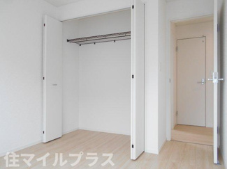 【洋室】 | 鏡石町境新築一戸建て4棟 | 広々とした洋室です