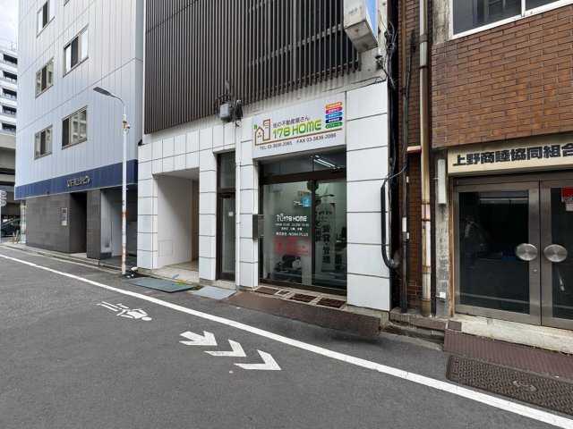 東上野エムビルのエントランス