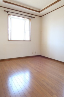  | 栗東市下鈎　中古戸建 | ２階洋室６帖（北東側）
