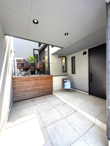 SHONAN MODERN VILLA — 辻堂、大人の感性に住む家の間取り