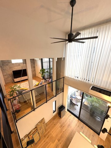 SHONAN MODERN VILLA — 辻堂、大人の感性に住む家の内装