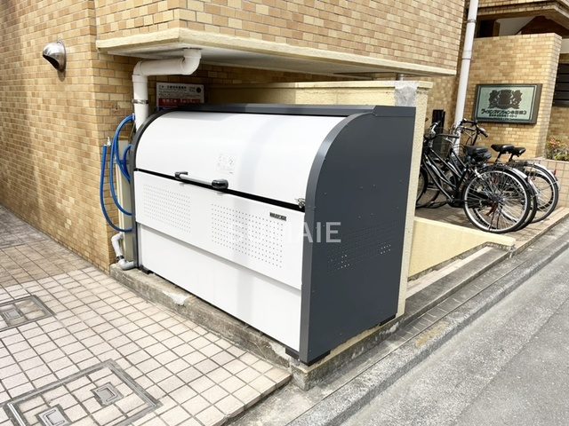 ライオンズマンション赤羽第3のその他共用部分|専用ゴミ置き場です。