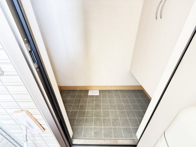 ウィルハイツ福井の玄関