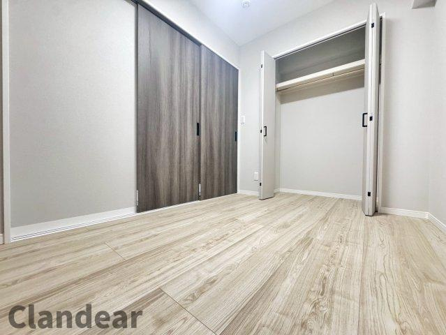 亀有グリーンマンションの洋室|ドキドキの新生活も、安心してスタート。ぴったりの住まいを見つけませんか？クランディアが一緒に住まい選びをサポートします‼　まずは、お気軽にお問合せください　＃クランディア