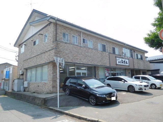 明田中央ビルの外観