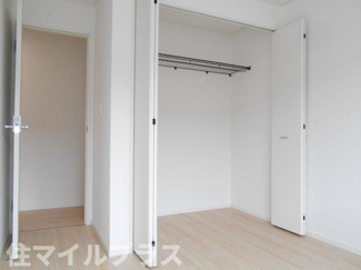 【洋室】 | 鏡石町境新築一戸建て4棟 | コンパクトで使いやすい洋室です