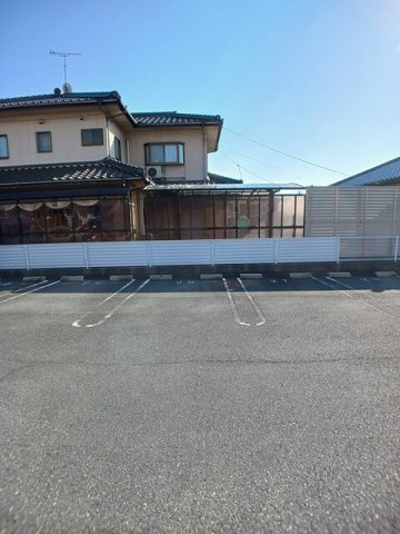 エクセランＢの駐車場
