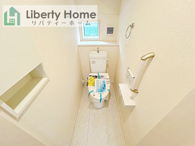 牛久市さくら台1丁目5期　新築戸建のトイレ