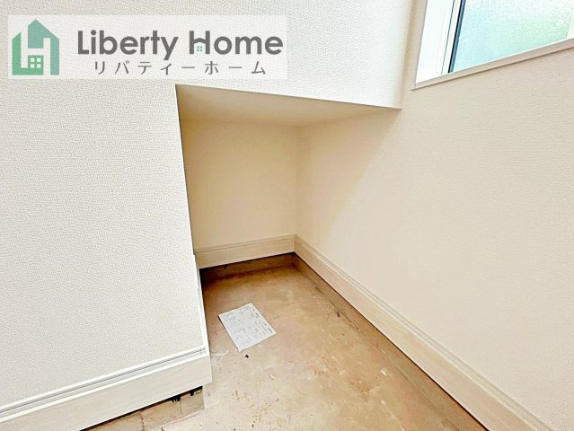 牛久市さくら台1丁目5期　新築戸建の玄関