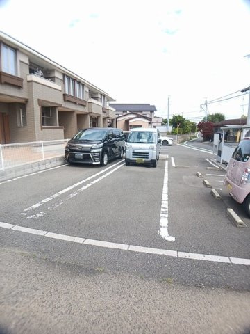 プリムローズ・ＴＫの駐車場