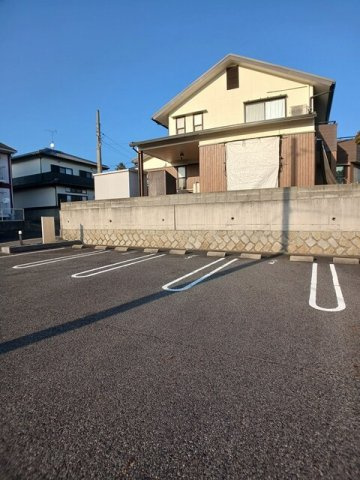 サンフラワーの駐車場