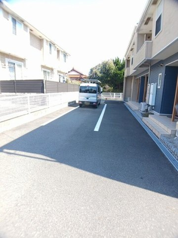 アウローラ吉田の駐車場