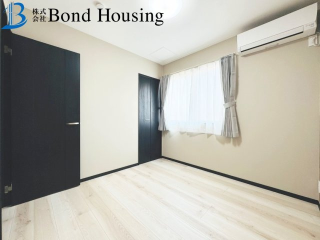 照明器具・エアコン各部屋完備　二見町西二見　新築限定1棟の洋室