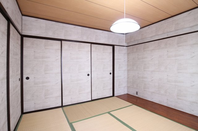 えーでるはいむ大蔵谷の寝室