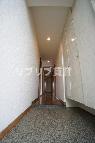 ダイアパレスヒルトップ・エフ千葉寺駅前の玄関
