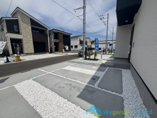平塚市御殿4丁目15期　新築戸建　全5棟1号棟の駐車場