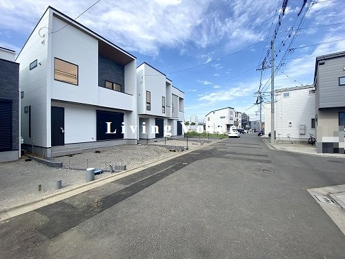 【仲介手数料０円】茅ヶ崎市中島Ⅱ　新築一戸建て　全4棟の前面道路含む現地写真|【仲介手数料０円】茅ヶ崎市中島Ⅱ　新築一戸建て　全4棟