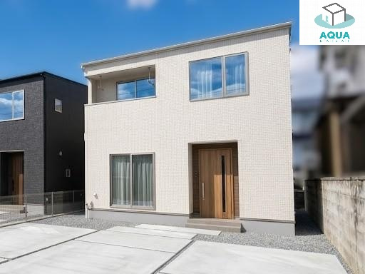 オール電化デザイナーズハウス八万町千鳥建売⑤の外観|落ち着いた雰囲気の外観です