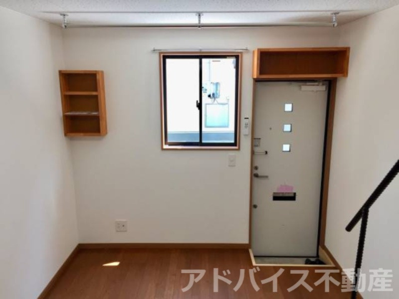 サンマリノ新代Ⅰの玄関|明るい玄関です