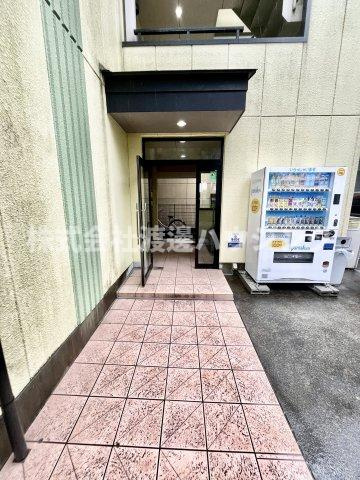 フェアリーアオイのエントランス