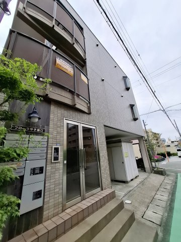 フローラ甲子園口の外観
