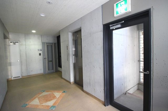 高知市はりまや町１丁目の賃貸マンションのロビー|毎日通るロビーはこのようになっています