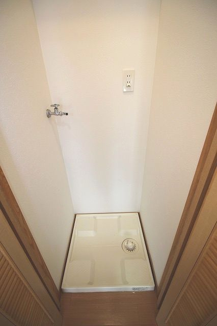 高知市はりまや町１丁目の賃貸マンションの洗面所|スペースが確保できる洗面所です