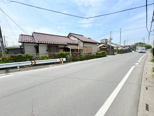 鶴ヶ島市町屋　建築条件なし売地　東武越生線『西大家駅』徒歩3分　【新町小学区】の前面道路含む現地写真