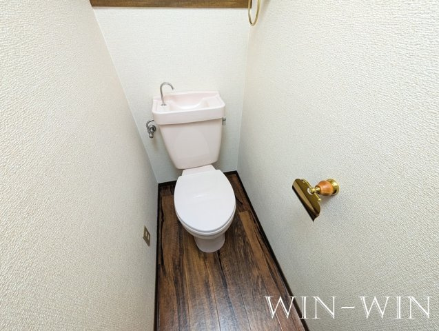曙町測点戸建2のトイレ