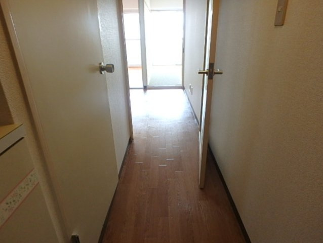 イワタハイツの内装