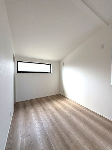 FAMILY GREEN TERRACE — 辻堂、家族時間が育つ家の洋室