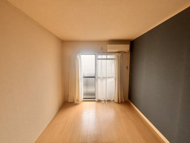 シャルムメゾン本庄の居間・リビング
