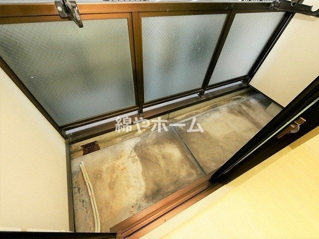 シティライフエステート難波南のバルコニー|暖かな日差しのふりそそぐバルコニー