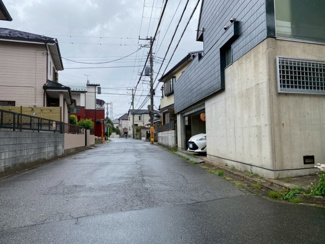 【前面道路含む現地写真】