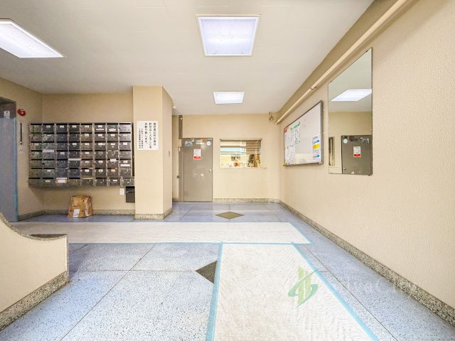 小金井ハイツのロビー|エントランスホール